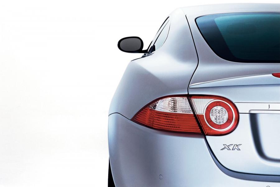  Jaguar XK 2005 года  (фото 19 из 28)